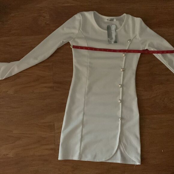 Zhuorankaili White Scoop Neck Mini Long Sleeve Side Sean’s Dress Silver Buttons - Picture 9 of 12
